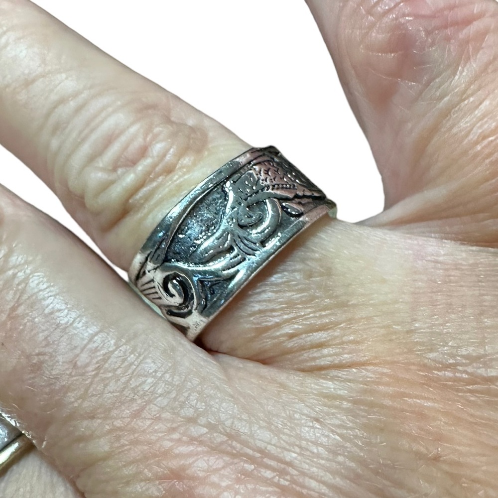 Antique Silver Fish Design Unisex Cuff Ring